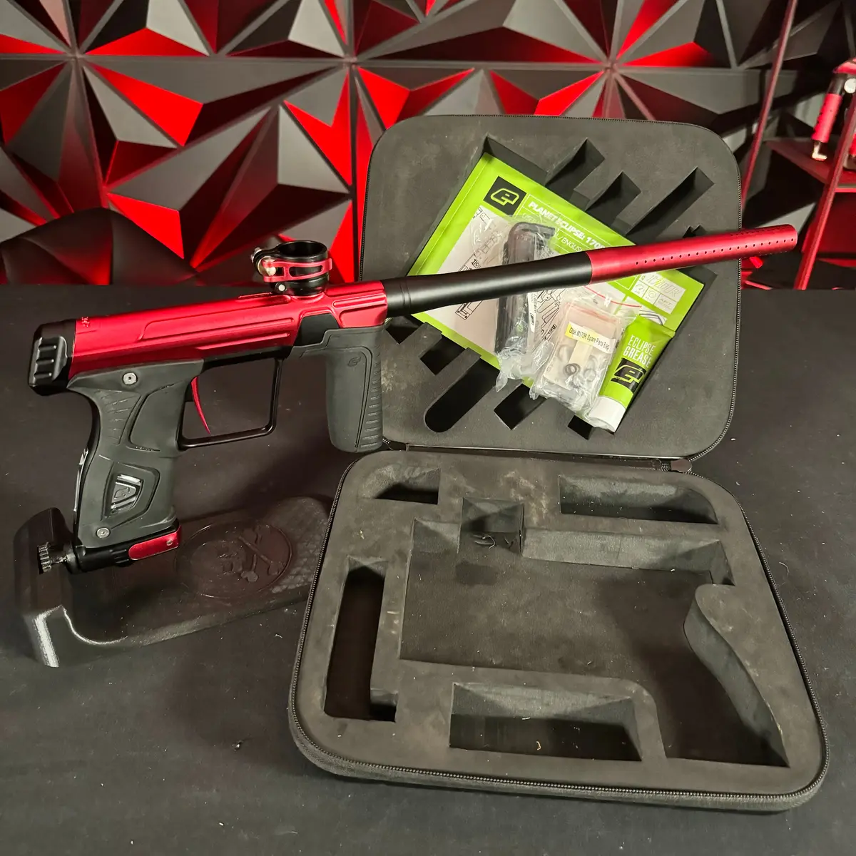 Used Planet Eclipse Gtek 170R Paintball Marker - Red/Black 1