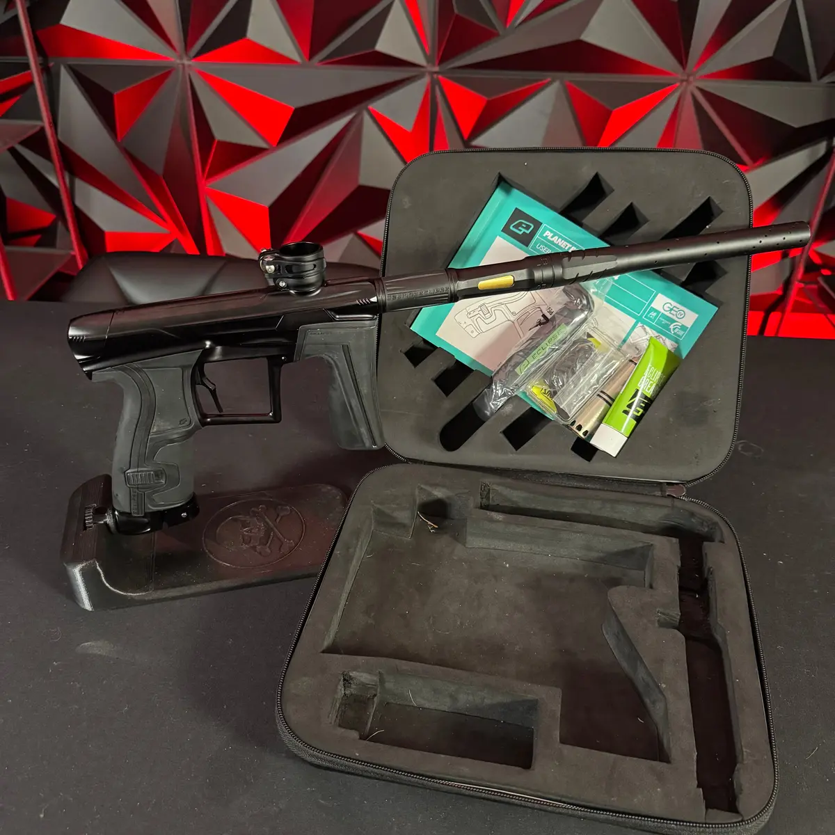 Used Planet Eclipse Geo 4 Paintball Gun - Midnight W/S63 Barrel System 1