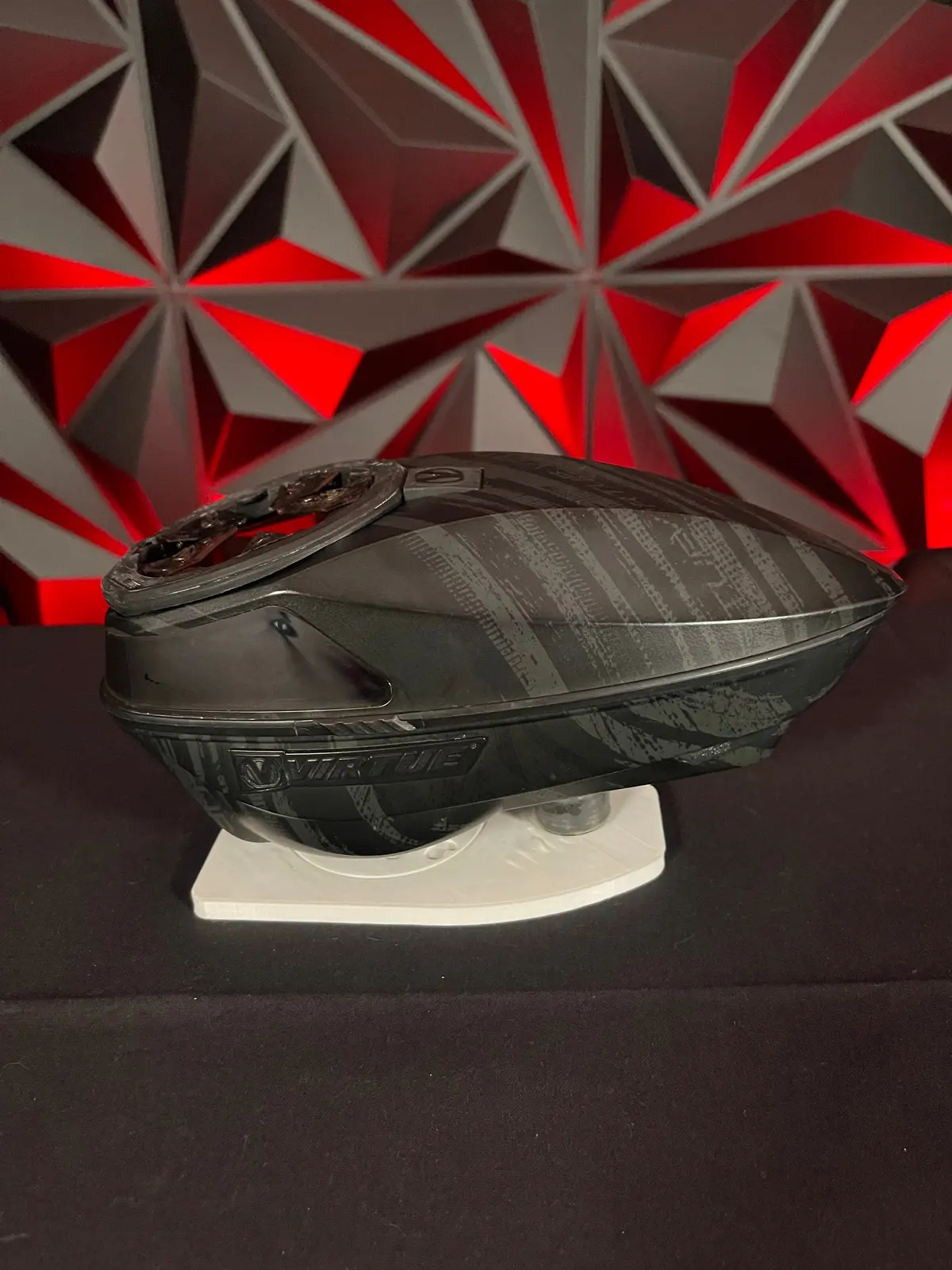 Used Virtue Spire Iv Paintball Loader - Graphic Black W/ Crown Speedfeed 1