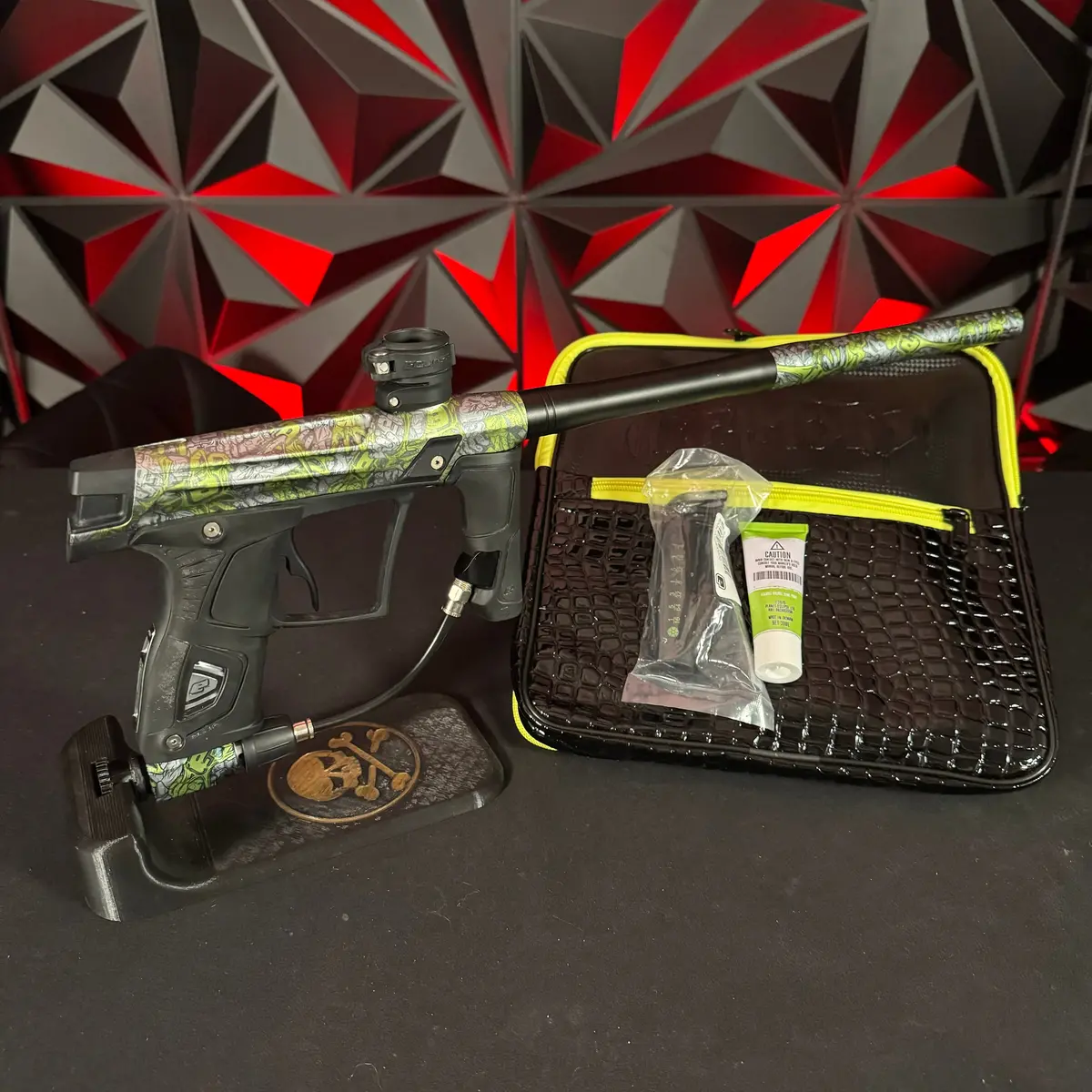 Used Planet Eclipse Gtek Paintball Gun - Oled - Zombies Stretch Green 1