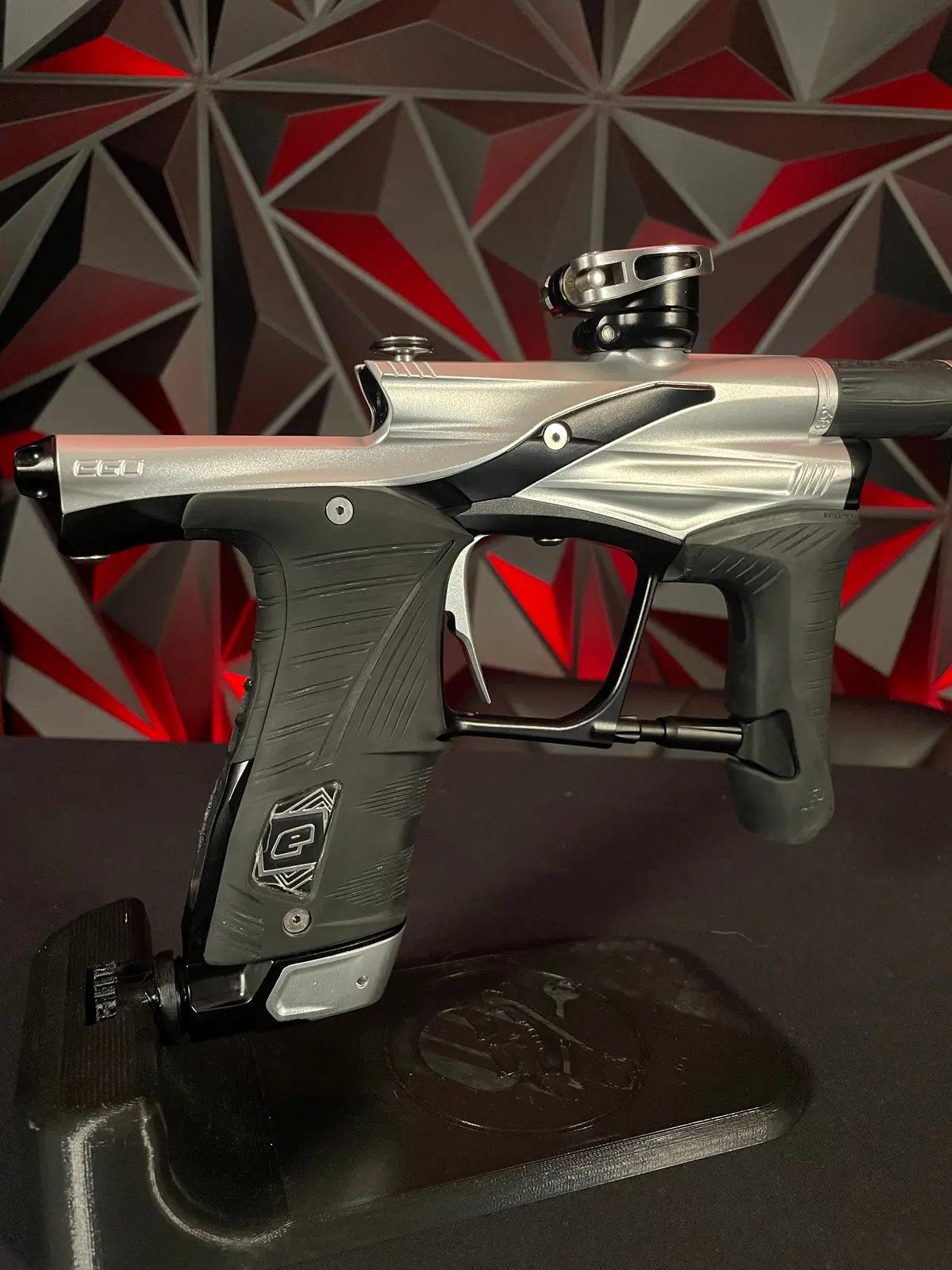 Used Planet Eclipse Lv1.6 Paintball Gun - Silver/Black W/ Full Fl Kit 1