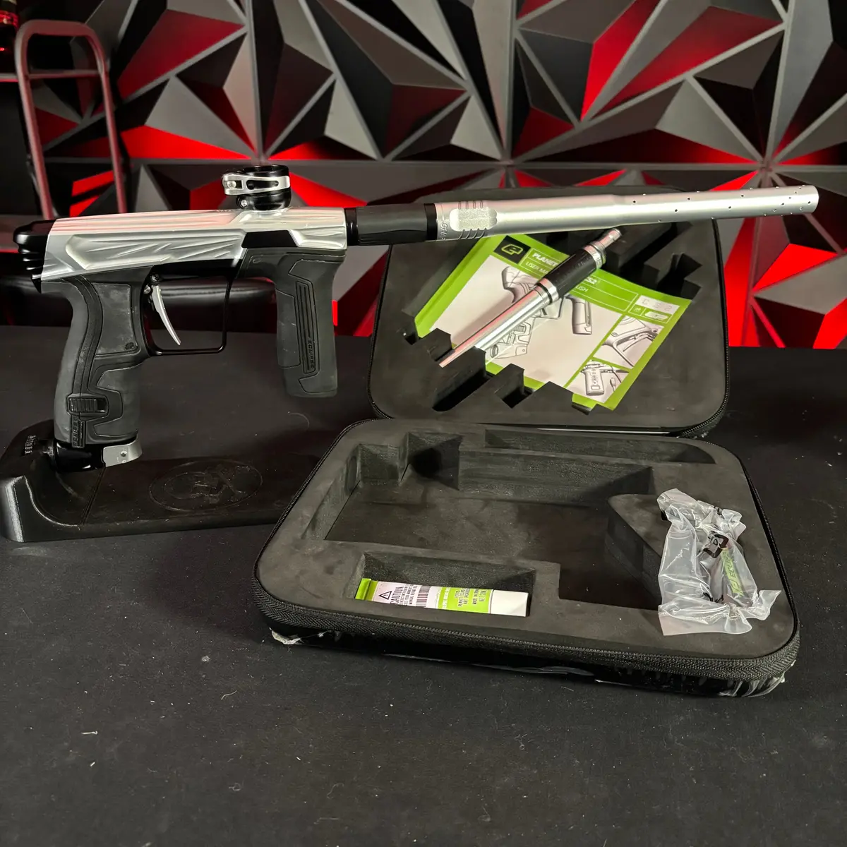 Used Planet Eclipse Cs2 Project G Paintball Gun - Silver/ Black 1