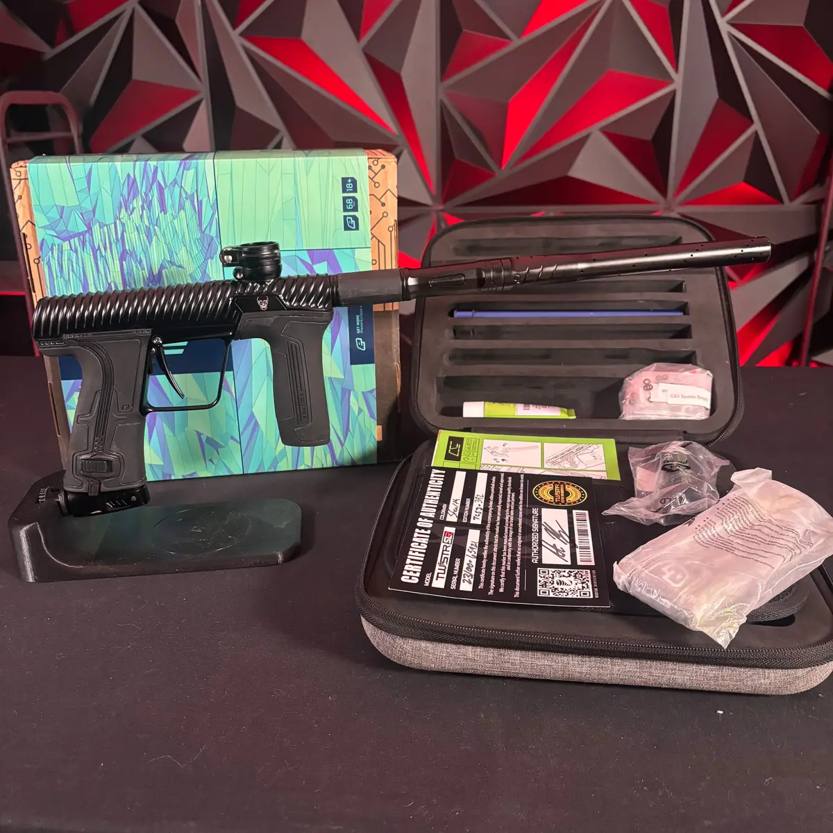 Used Planet Eclipse Twister Cs3 Paintball Gun - Black W/ Engravings 1