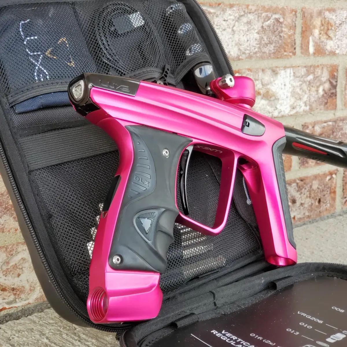 Used Dlx Luxe X Paintball Gun - Dust Pink / Gloss Black 1