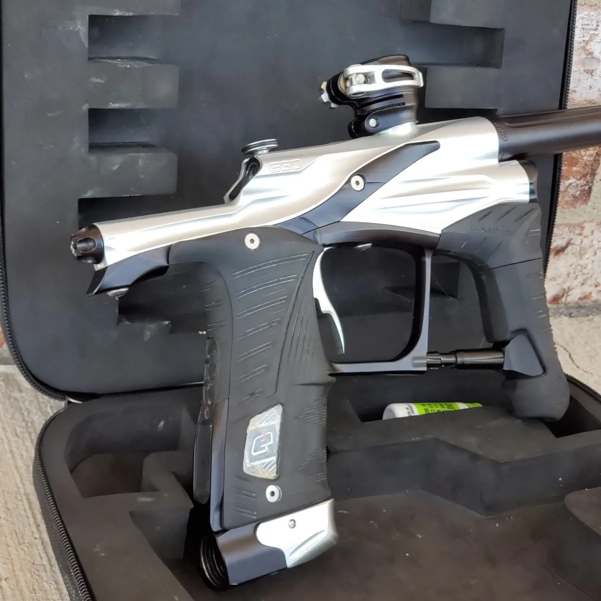 Used Planet Eclipse Ego Lv1 Paintball Marker- Silver / Black 1