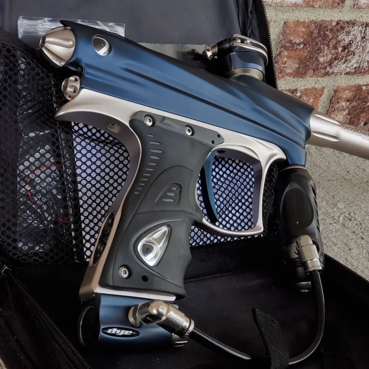 Used Dye Dm9 Paintball Marker - Blue / Silver 1