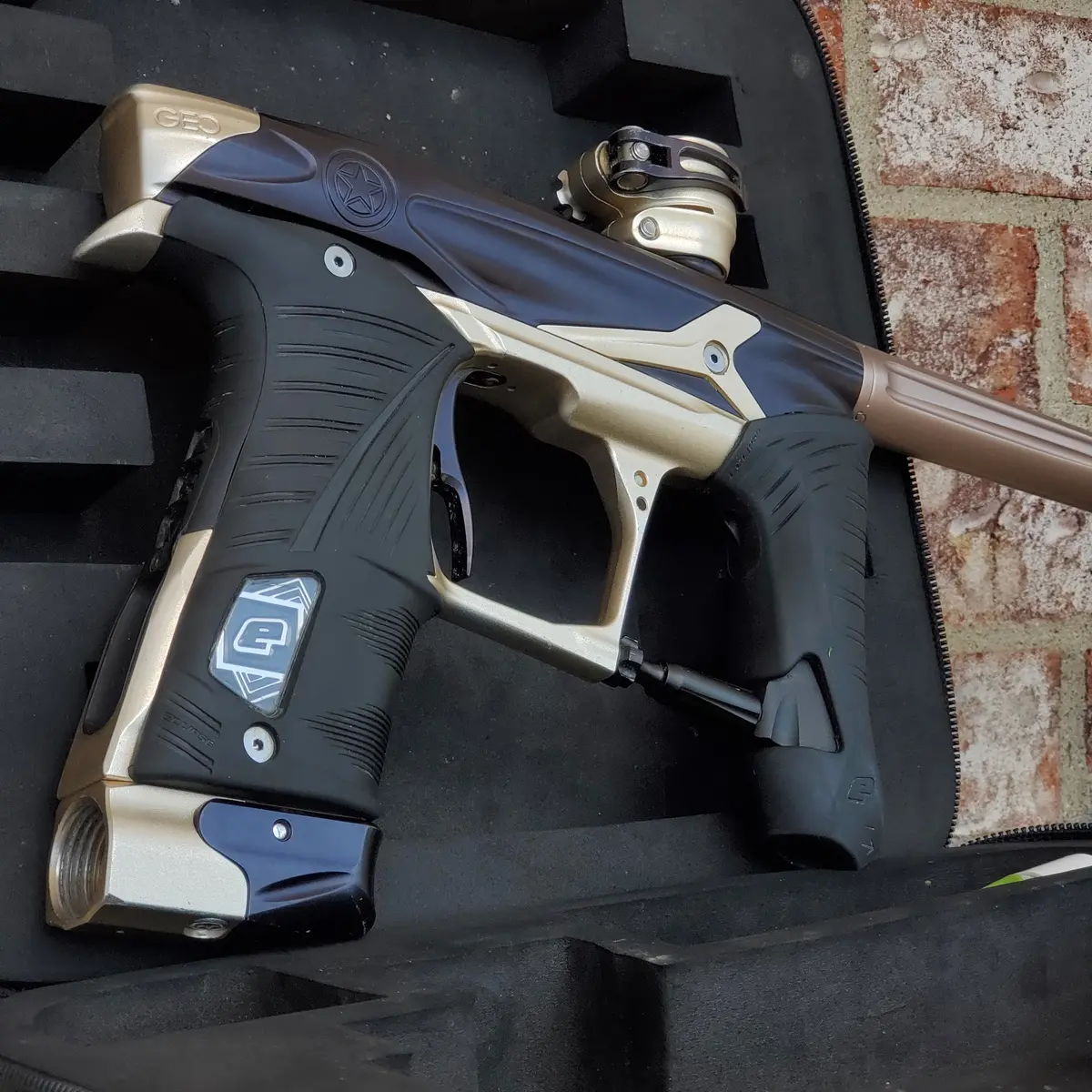 Used Gi Sportz Planet Eclipse Geo 3.5 Paintball Gun - Black/Gold 1