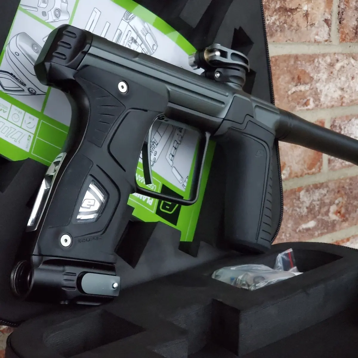 Used Planet Eclipse 170R Paintball Gun - Grey / Black 1