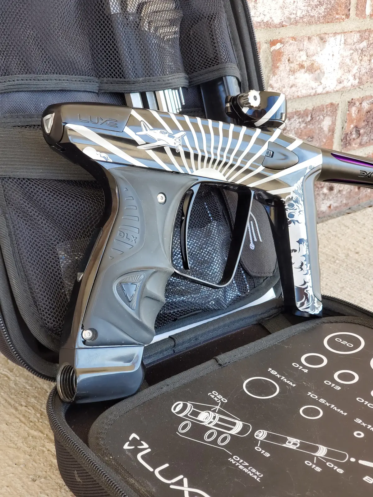 Used Dlx Luxe Ice Paintball Gun - Kamikaze 1