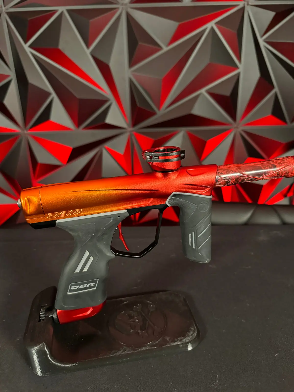 Used Dye Dsr Paintball Gun - Orange/Red Fade (Tequila Sunrise) W/Flex Face Bolt/Flex Flow Can, Carbon Ic Barrel 1
