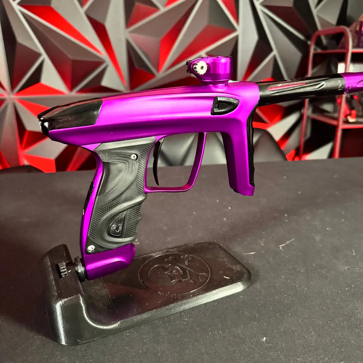 Used Dlx Luxe Tm40 Paintball Gun - Dust Purple/Polished Black 2
