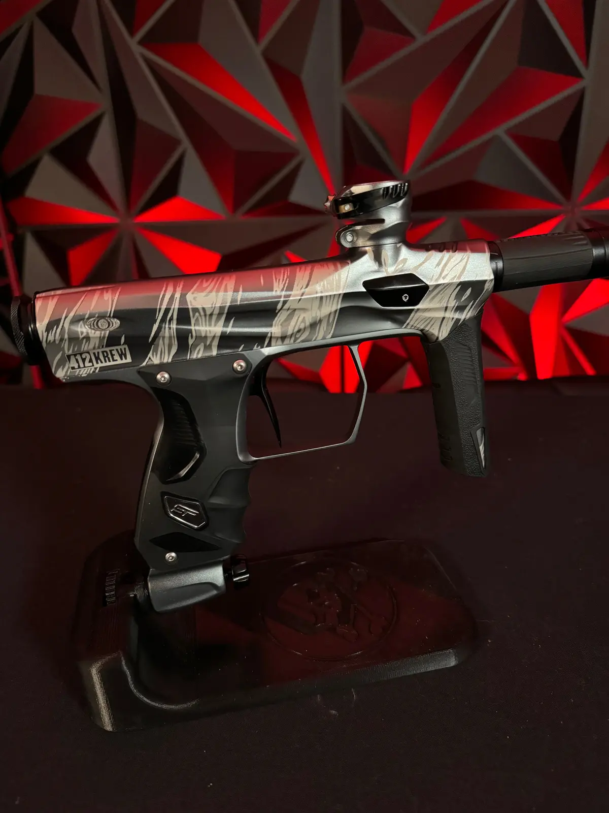 Used Shocker Amp Paintball Gun -Le 412 Krew Tiger Stripe W/ Mech Frame 1