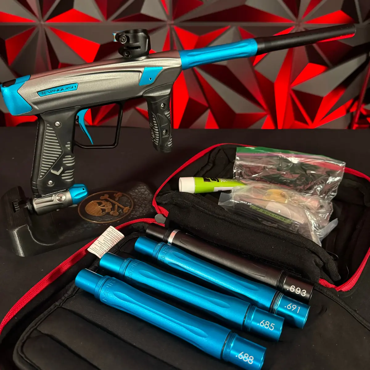 Used Empire Vanquish 2.0 Paintball Maker - Blue Steel W/ 4 Backs 1