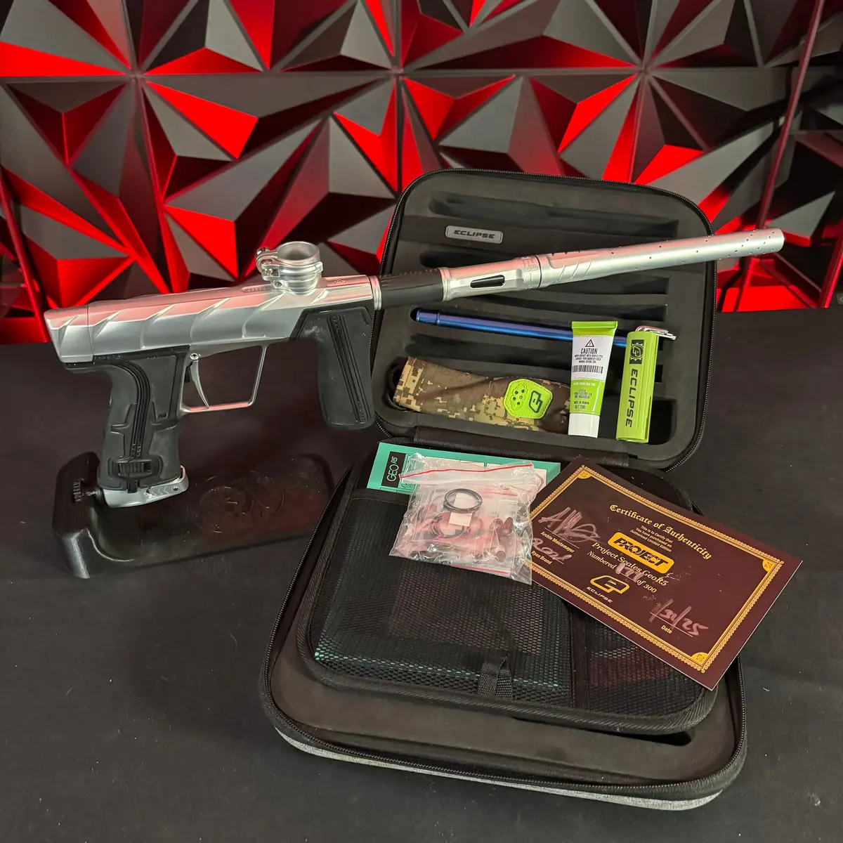 Used Planet Eclipse Project Scales Geo R5 Paintball Gun - Pure Silver 1