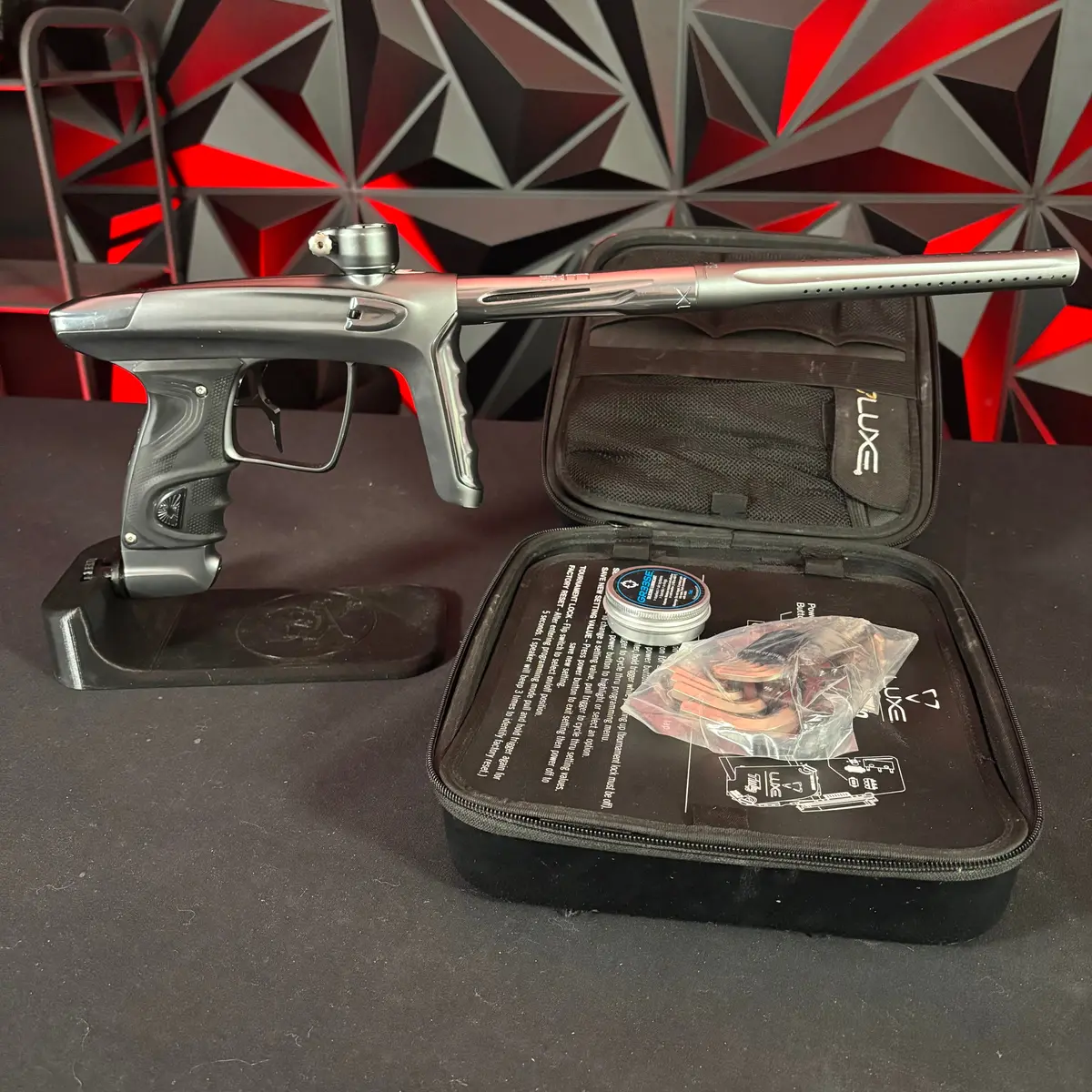 Used Dlx Luxe Tm40 Paintball Gun - Dust Pewter/ Polished Pewter 1
