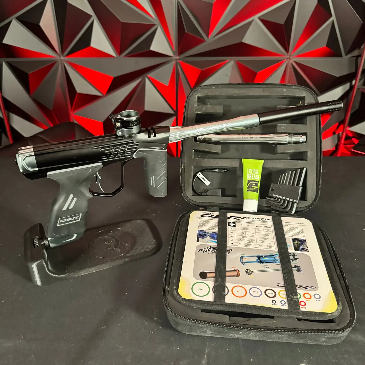 Used Dye Dsr+ Paintball Gun - Icon Nightshade Black/Grey 1