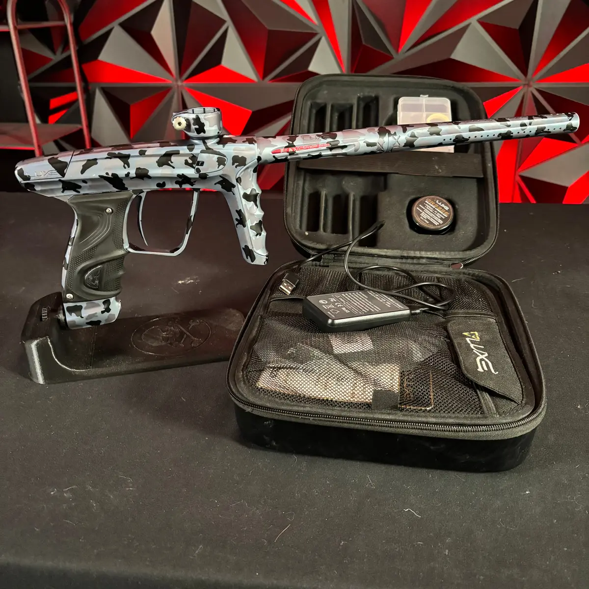 Used Dlx Luxe X Paintball Gun - Urban Camo 1