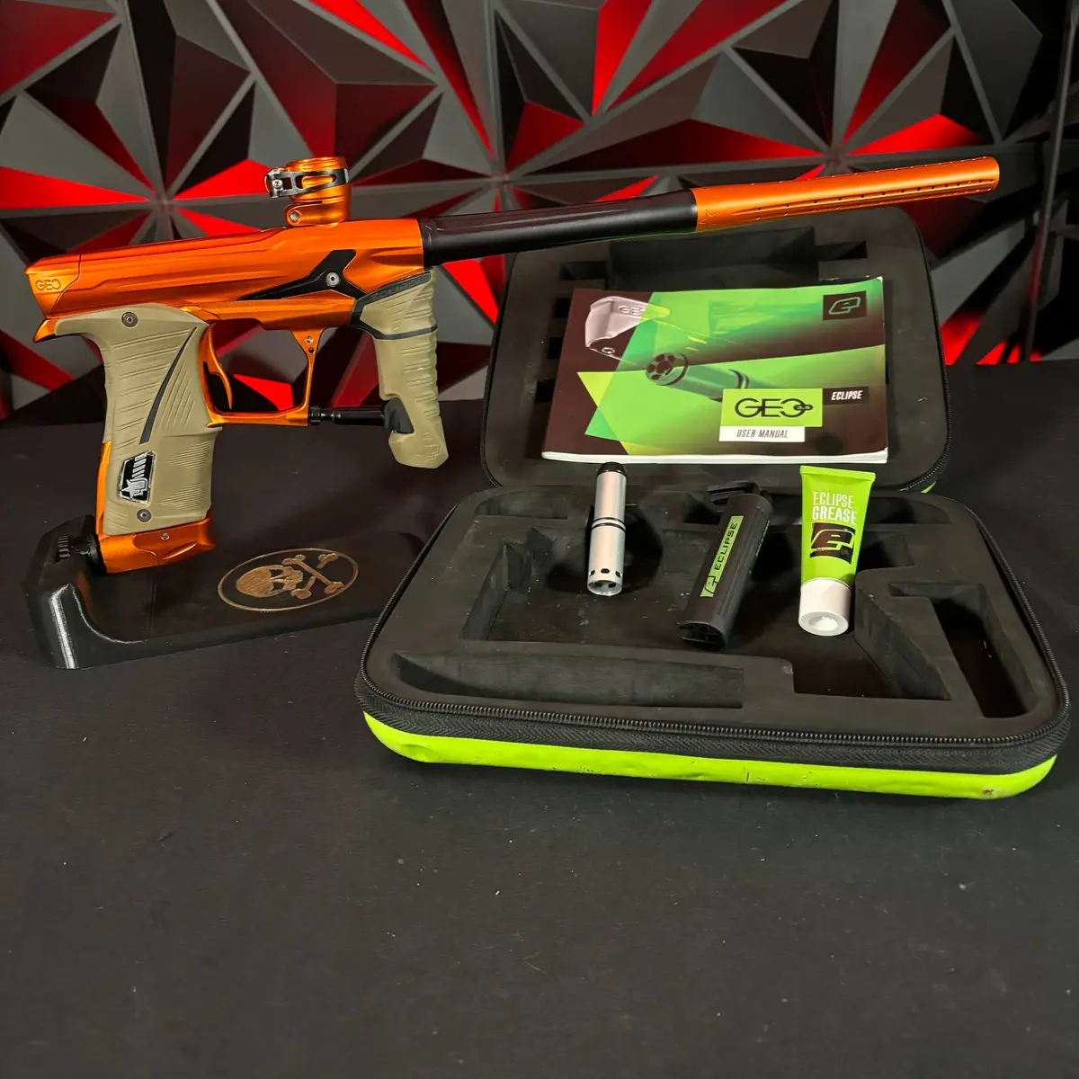 Used Planet Eclipse Geo 3.5 Paintball Gun - Orange/Black W/Fde Grips, Hard Tip Bolt, Soft Tip Bolt 1