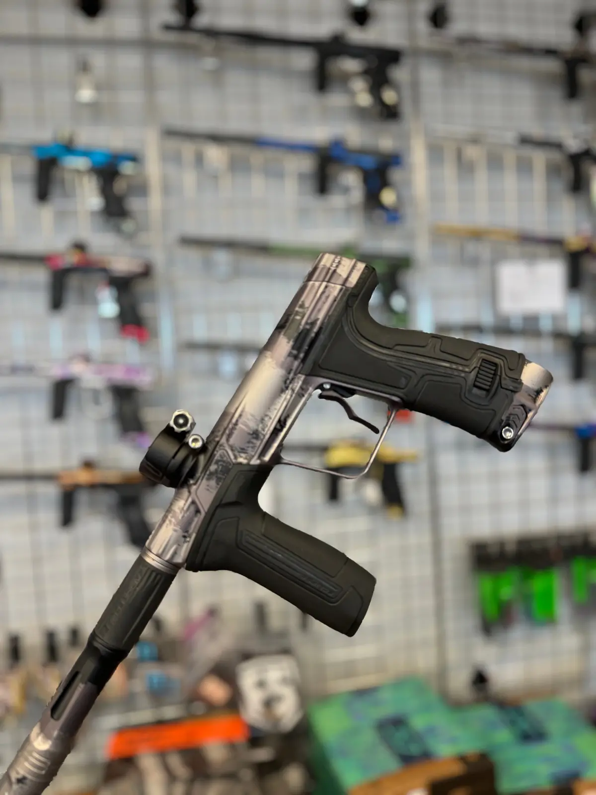 Planet Eclipse Ultimate Cs3 Paintball Gun - Le Black Tigerstripe 1
