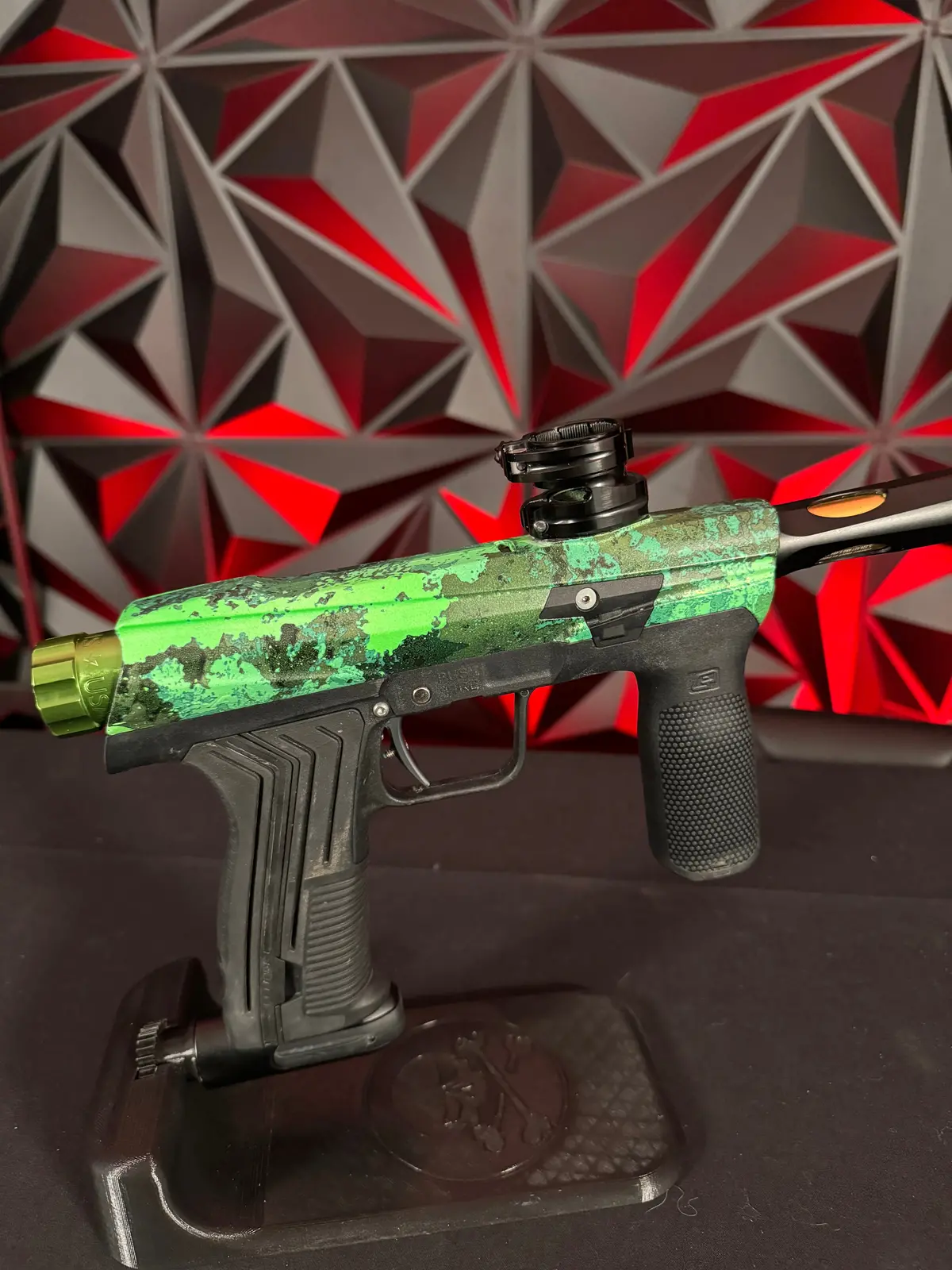 Planet Eclipse Emek 100 Paintball Gun W/ Custom Green Body W/Matching Spire Ir2, Aftermarket Trigger, Shaft Fr Barrel, 1