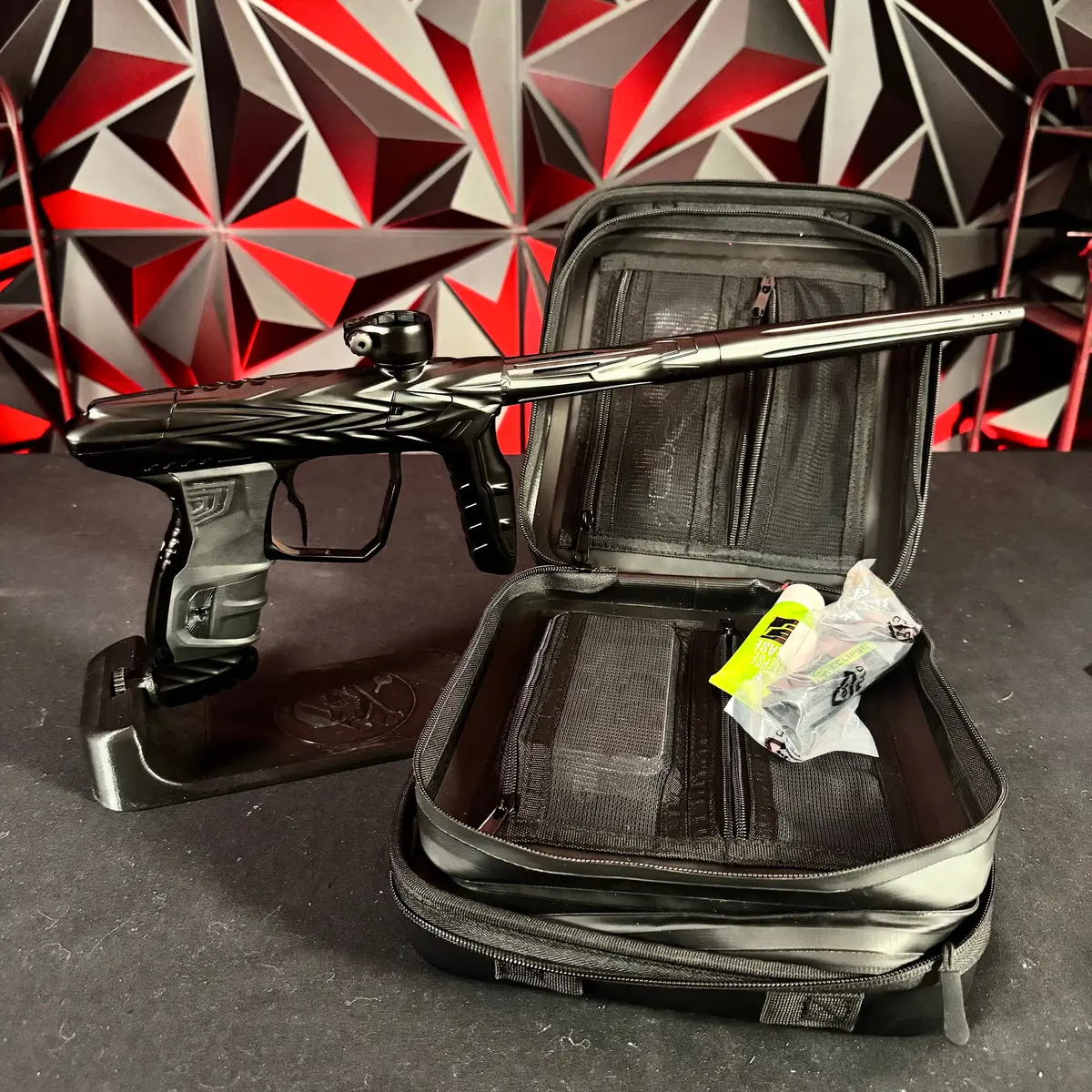 Used Hk Army/Dlx Shredder Luxe Idol Paintball Gun - Dust Black 1