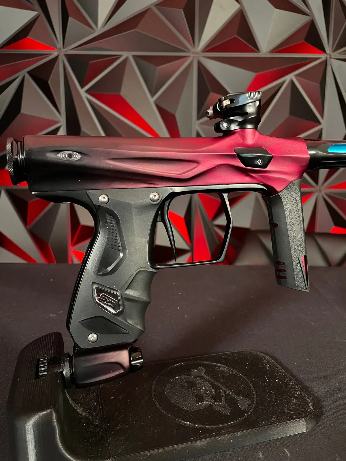 Used Shocker Amp Paintball Gun - Le Brooklyn Bears 1