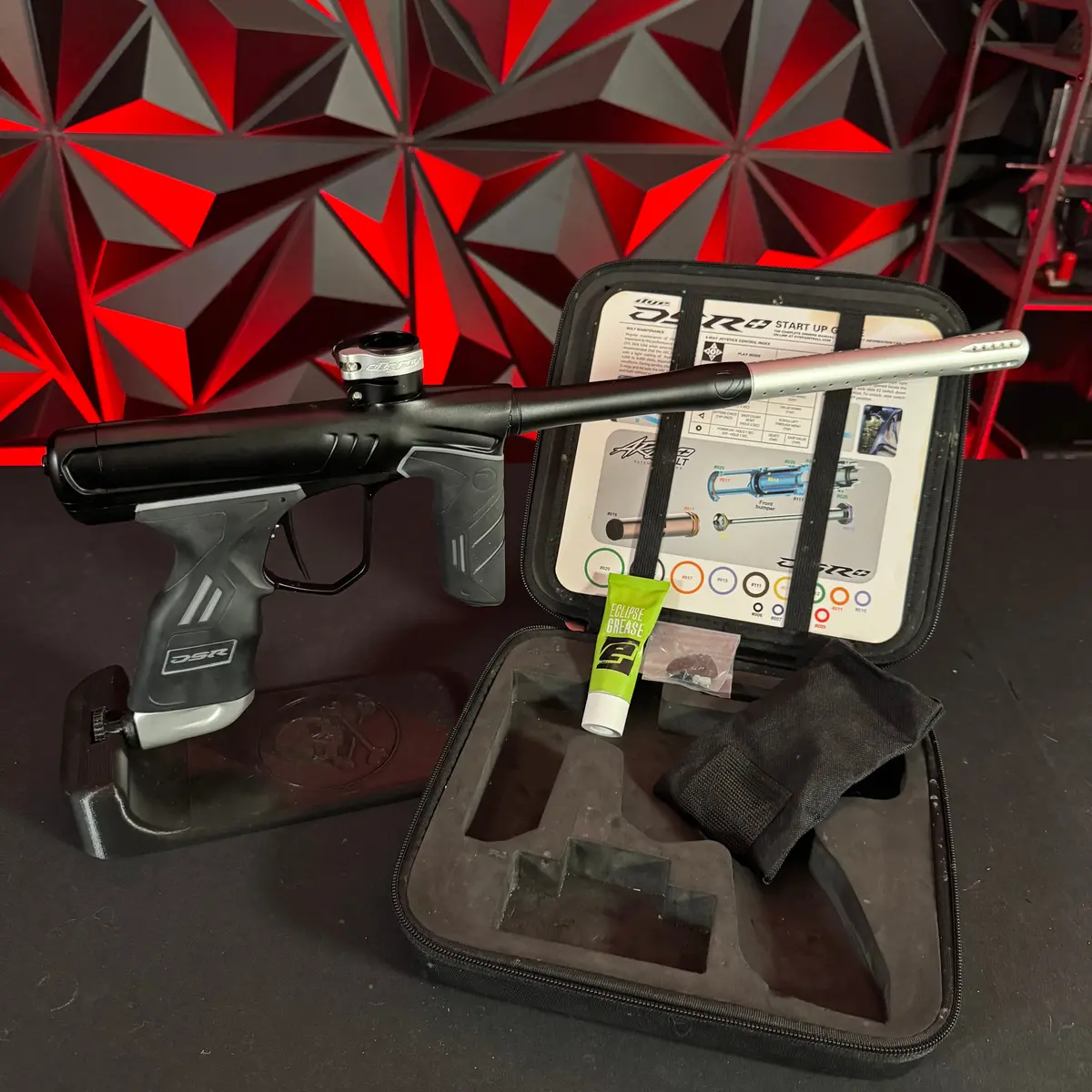 Used Dye Dsr+ Paintball Gun - Silver Night W/ Im Pro Kit, Method Asa Lever, & Free Flow Bolt And Trigger 1