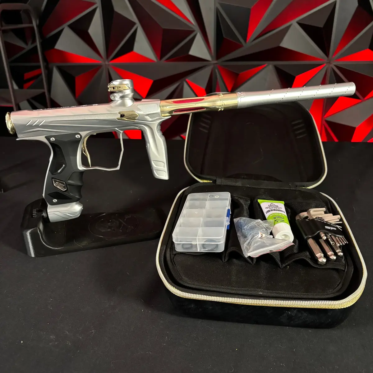 Used Hk Army Shocker Amp Paintball Gun - Silver/ Gold 1
