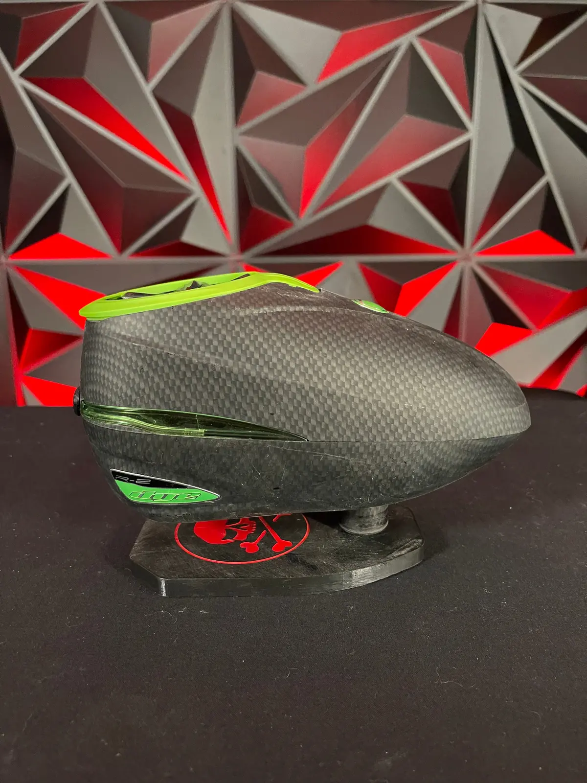 Used Dye R2 Paintball Loader- Carbon/Lime W/ Lime R2 Quick Feed 1