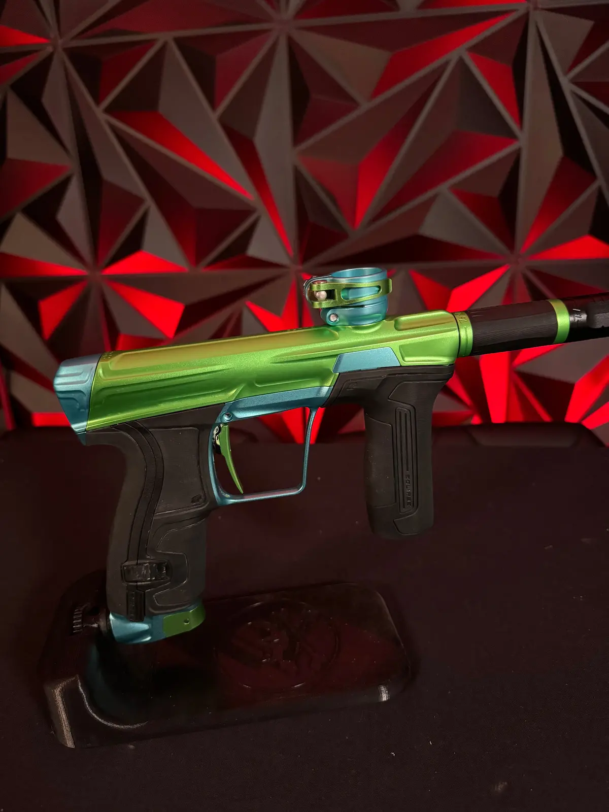 Used Planet Eclipse Cs2 Paintball Gun - Green/Teal 1