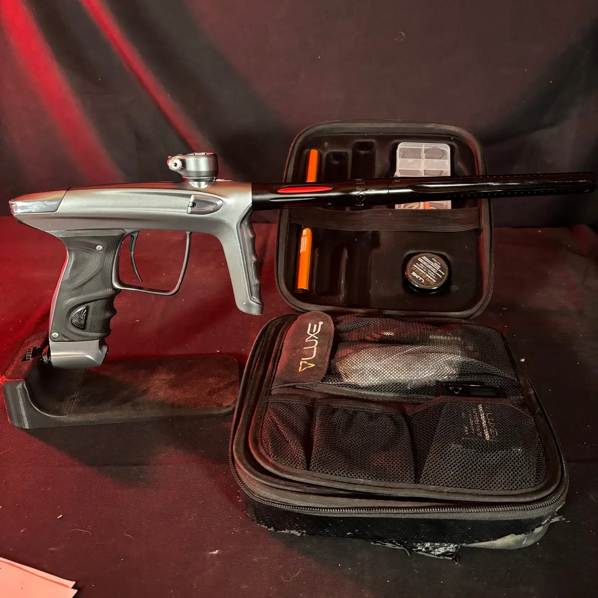 Used Dlx Luxe Tm40 Paintball Gun - Pewter 1
