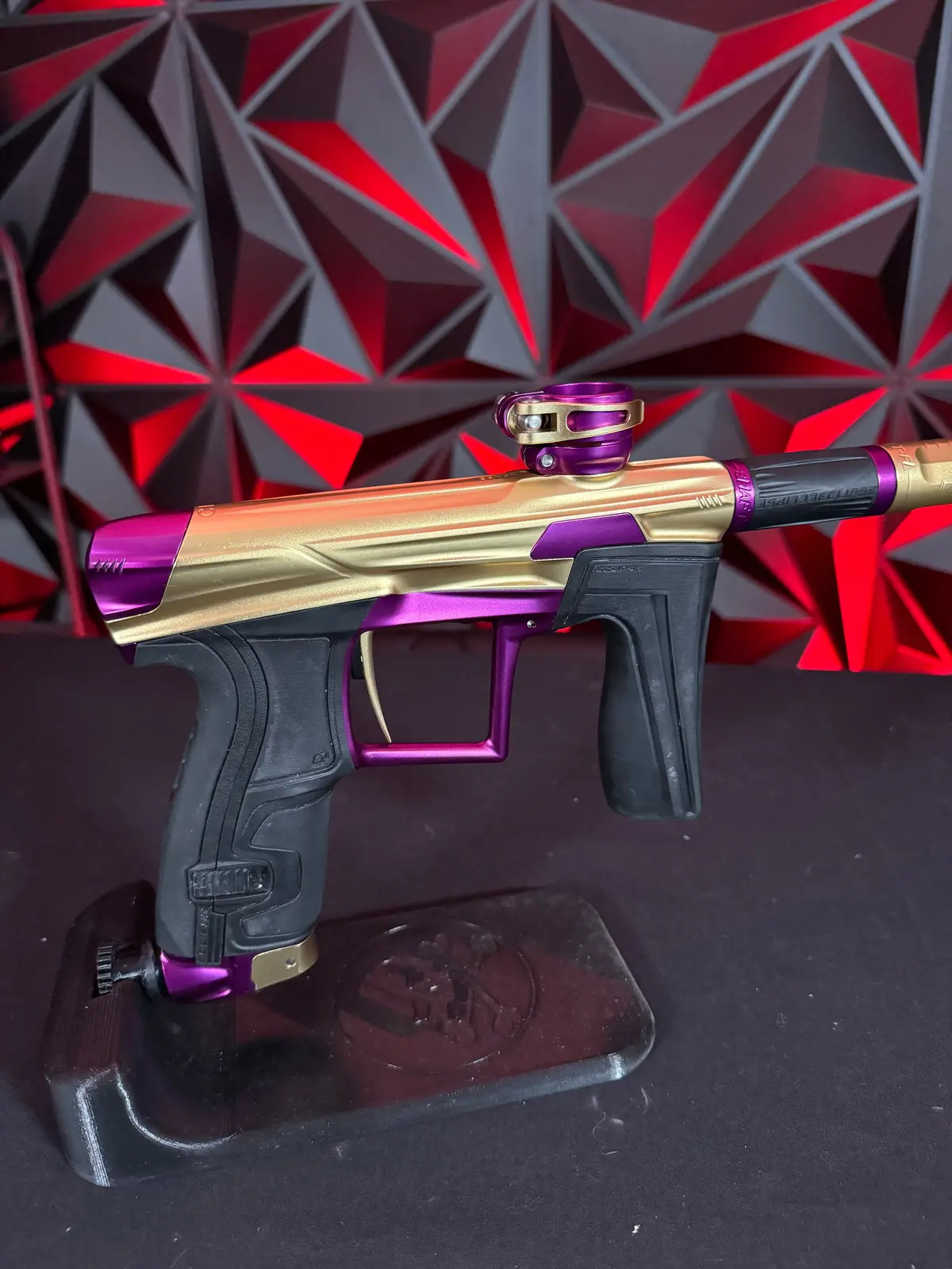 Used Planet Eclipse Geo 4 Paintball Gun - Gold/Purple 1
