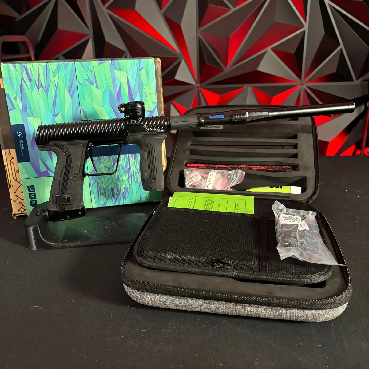 Used Planet Eclipse Twister Cs3 Paintball Gun - Stealth W/ Blood Splatter Tip 1