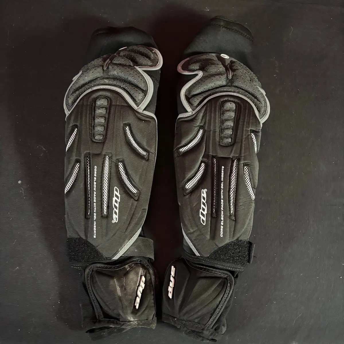 Used Dye Arm Pads - Xlarge 1