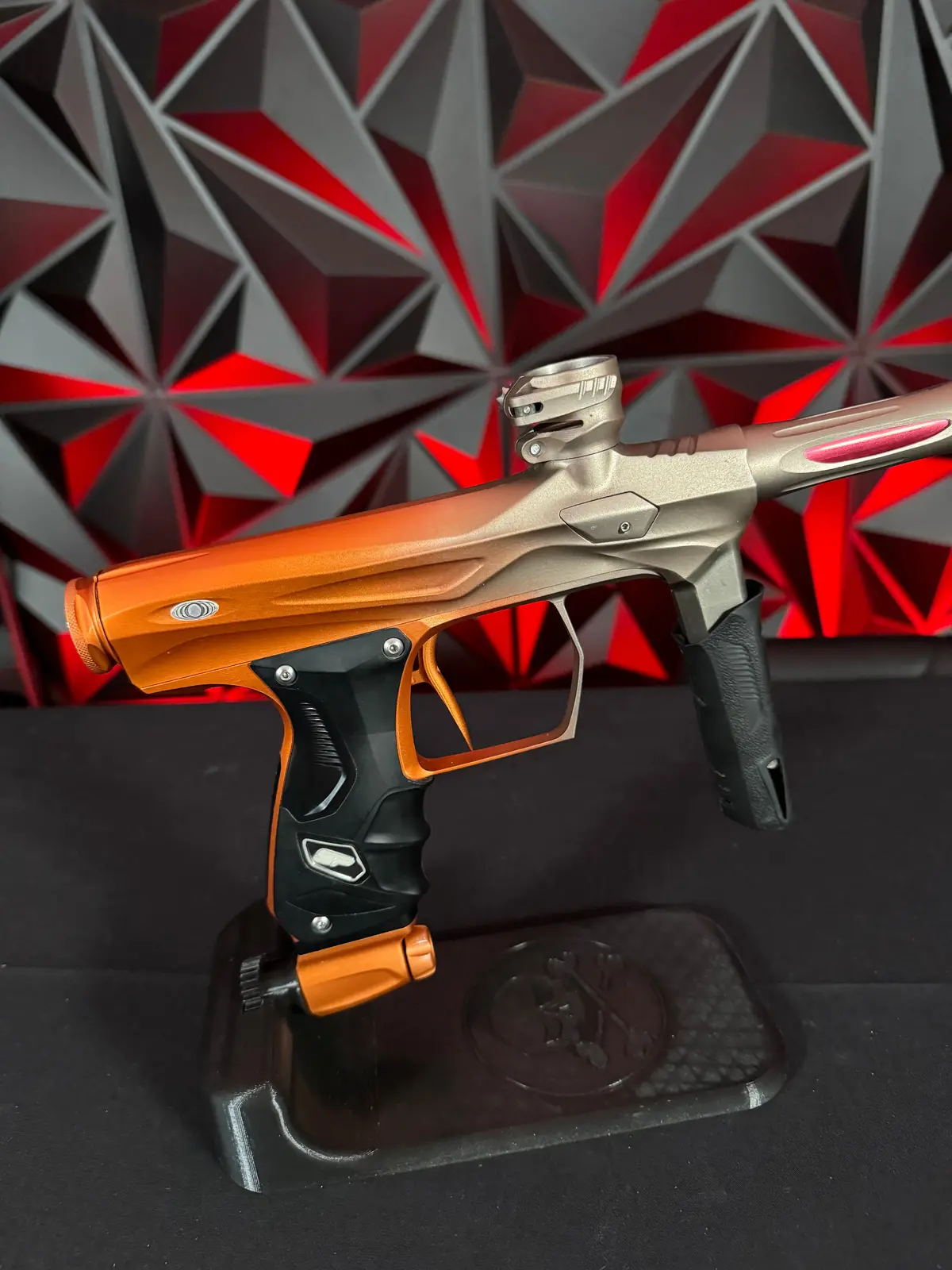 Used Shocker Amp Paintball Gun - Orange/Tan Fade W/Splash Barrel 1