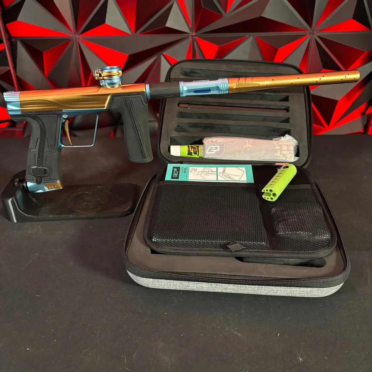 Used Planet Eclipse Geo R5 Paintball Gun - Bronze/Electric Blue 1