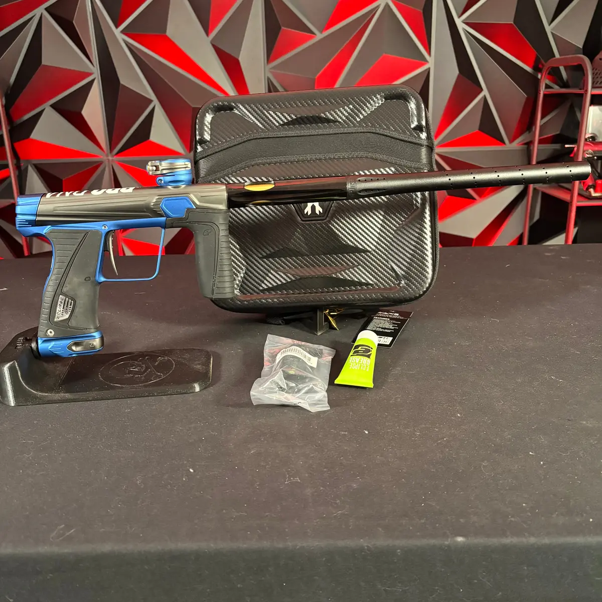 Used Planet Eclipse Gtek 180R Paintball Gun - Graphite/Blue 1