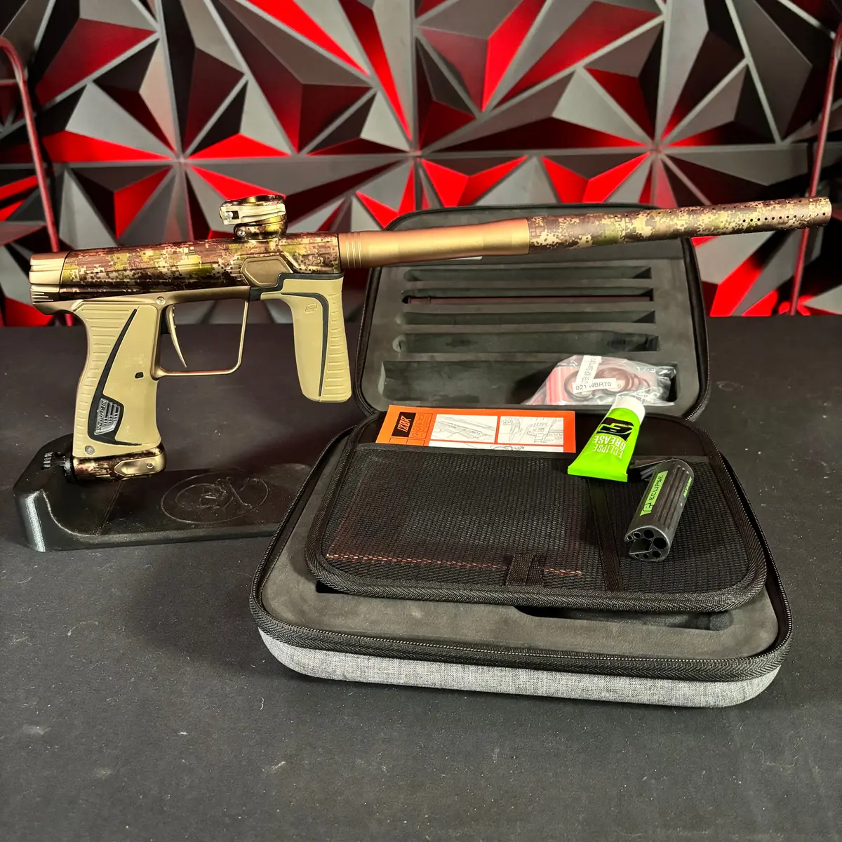 Used Planet Eclipse Gtek 180R Paintball Gun - Hde Earth 1