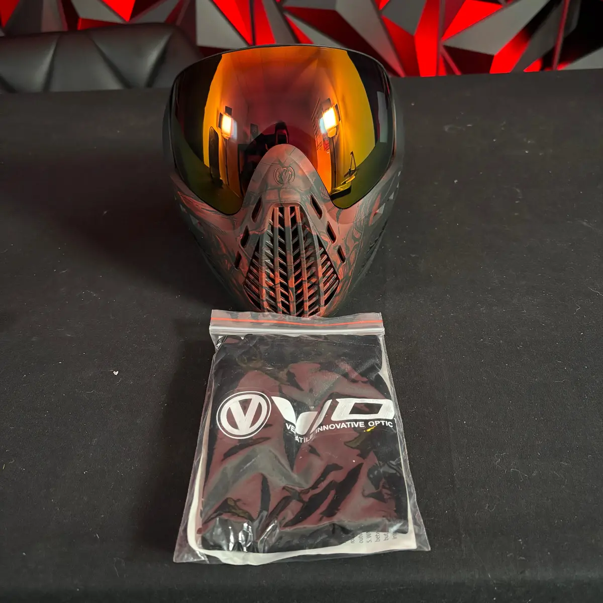 Used *Display* Virtue Vio Ascend Paintball Mask - Red Skull Le 1