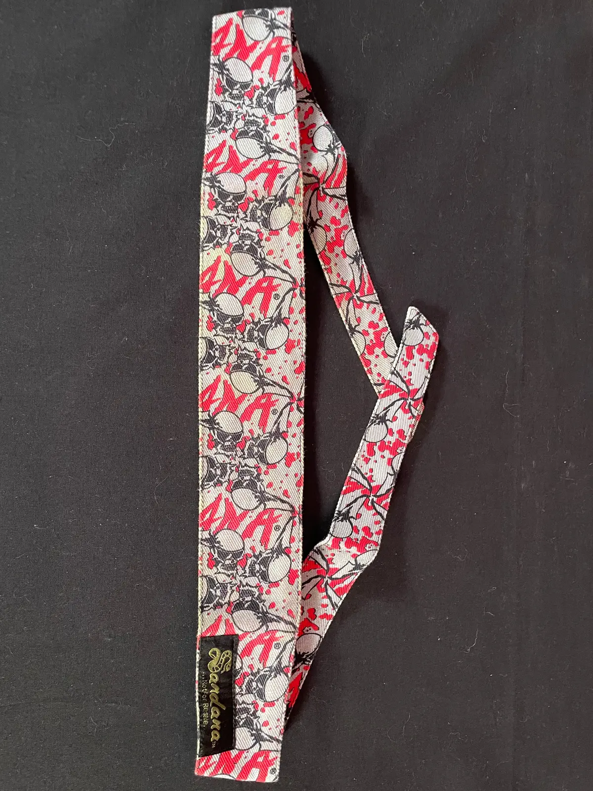 Used Sandana "Flying Skulls" Headband - Grey/Red 1
