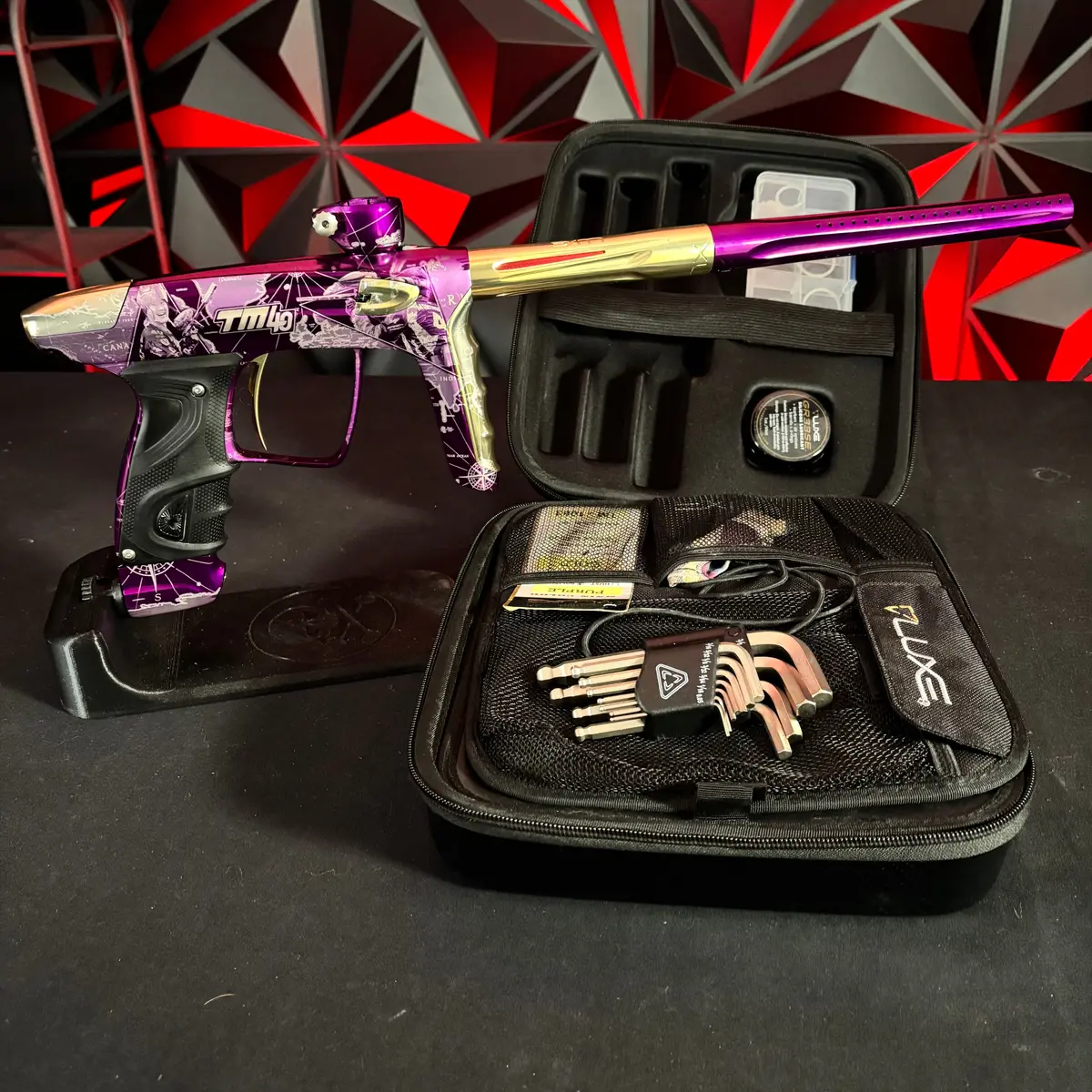 Used Dlx Luxe Tm40 Paintball Gun - Le Tim Montressor 1
