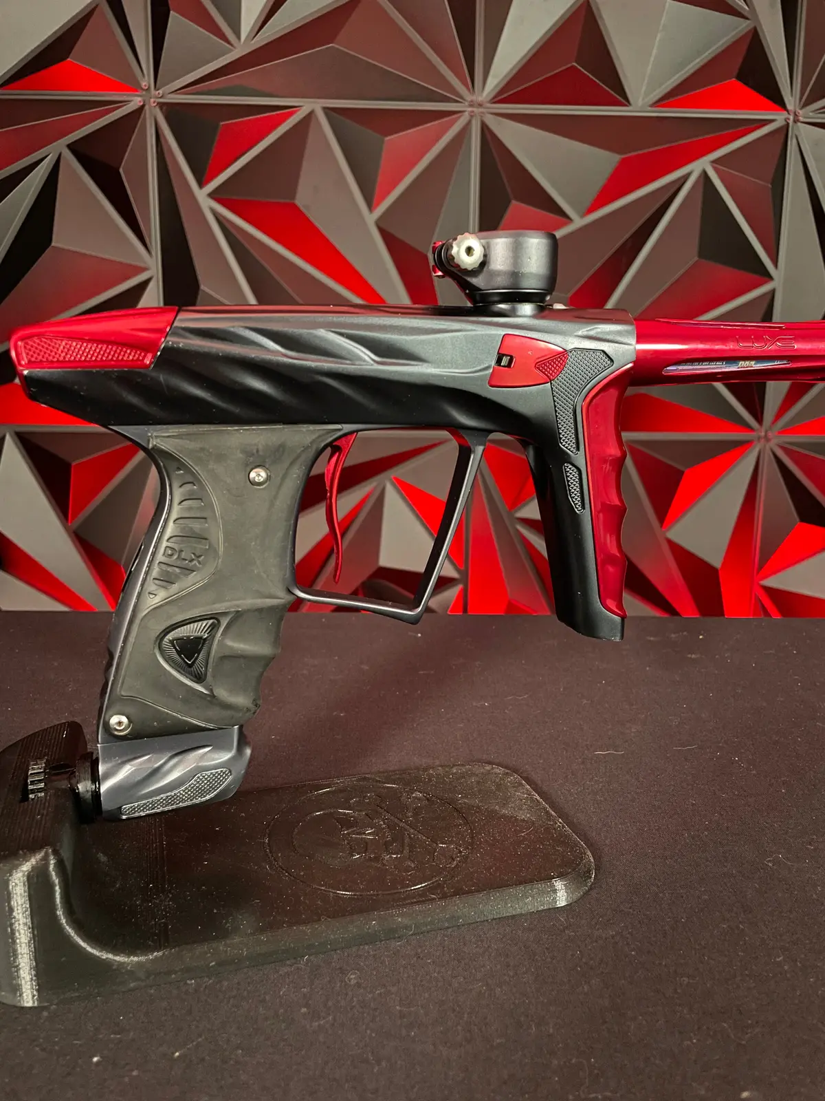 Used Dlx Luxe X A51 Paintball Gun - Pewter/ Red 1