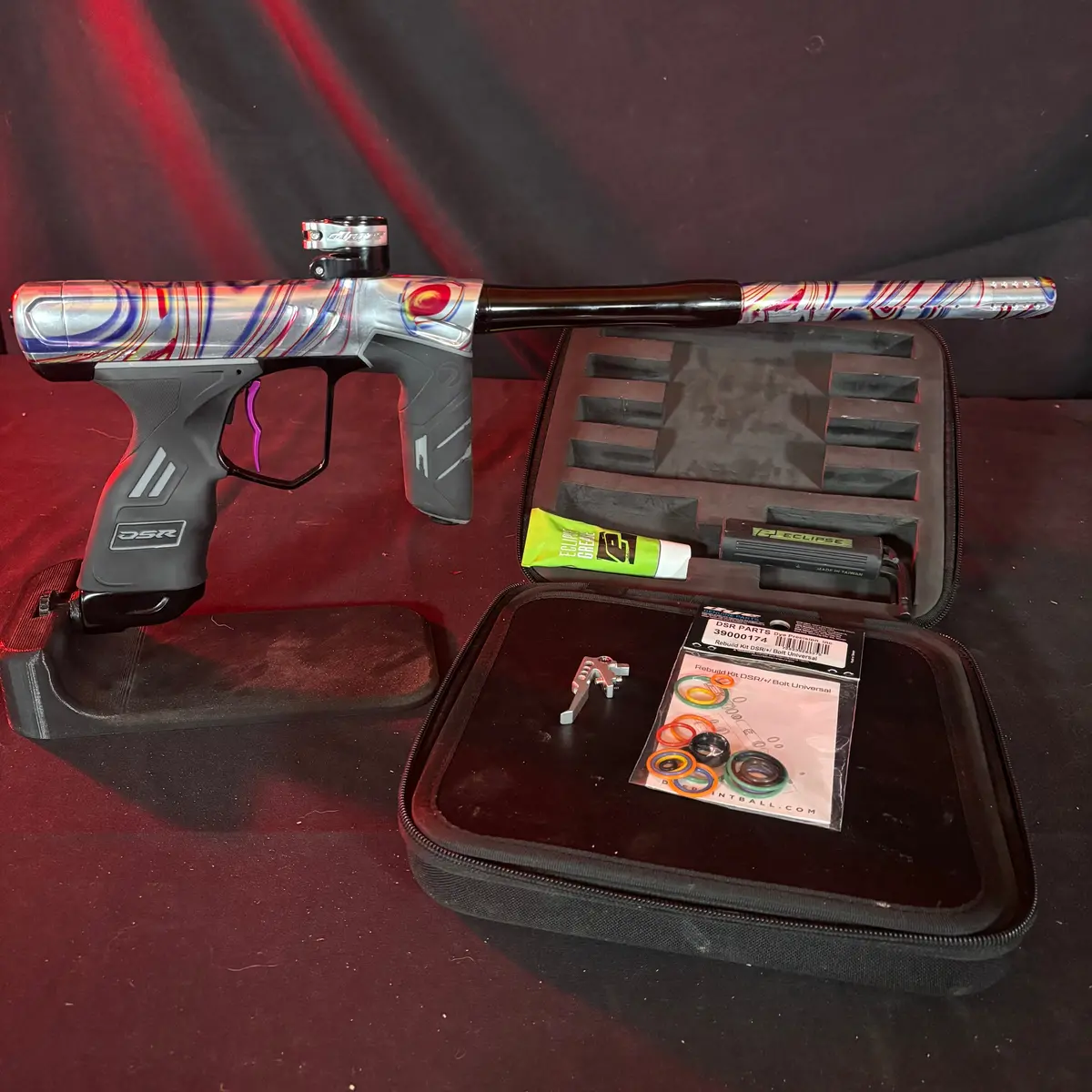 Used Dye Dsr+ Paintball Gun - Oil Slick W/ Im Pro Kit 1