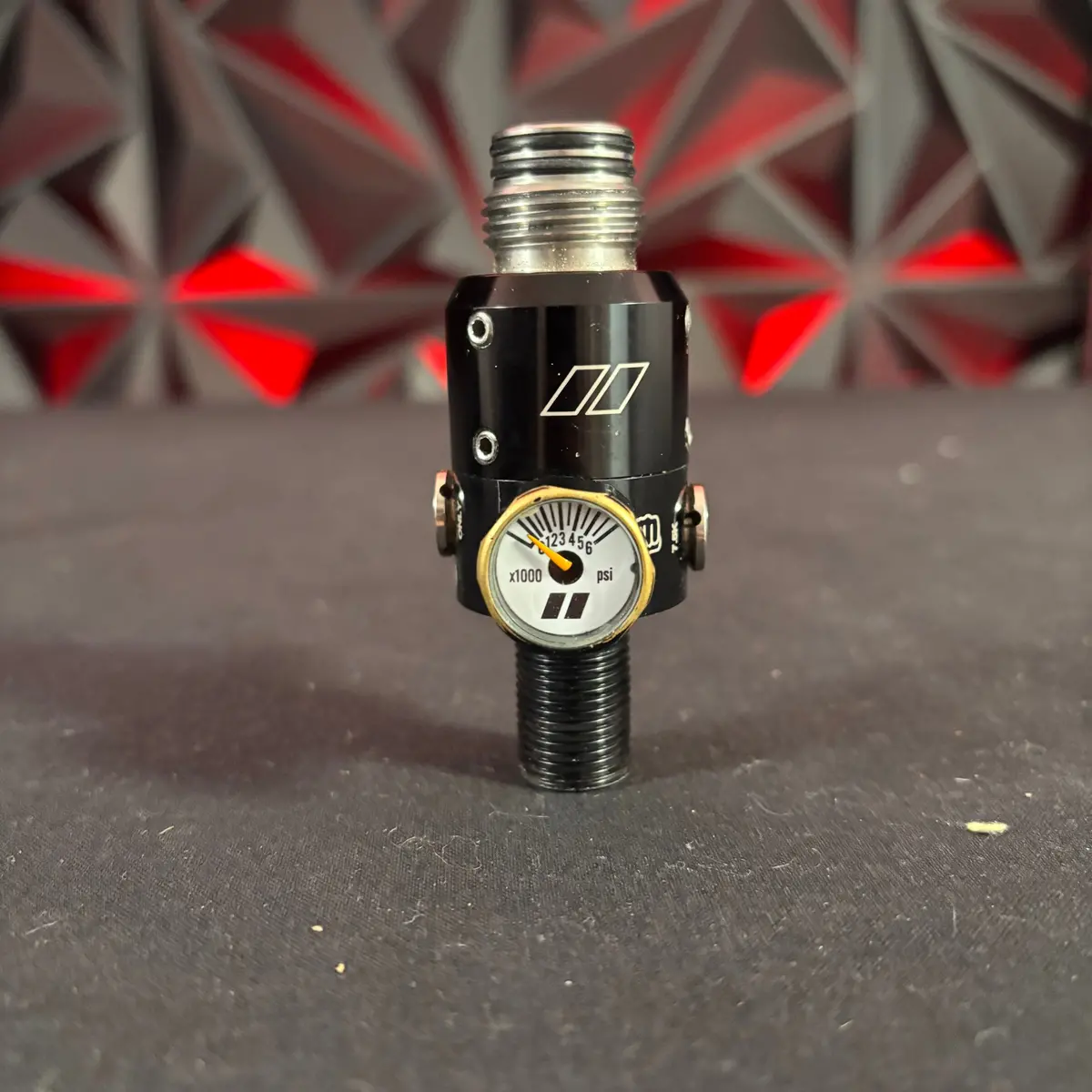 Used Powerhouse Counterpunch Tko Regulator - Black 1