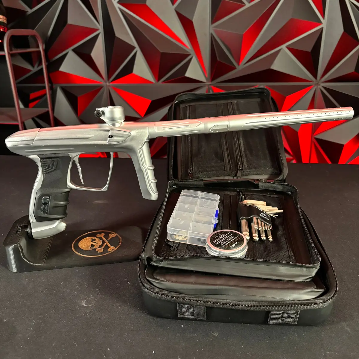 Used Dlx Luxe Idol Paintball Gun - Dust Silver 1