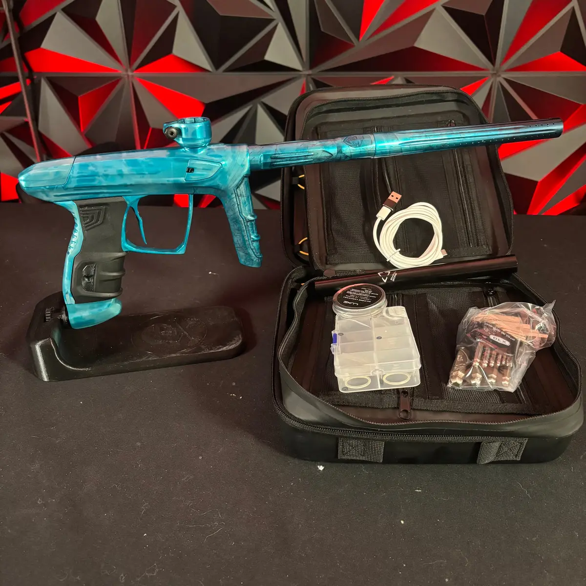 Used Dlx Luxe Idol Paintball Gun - Polished Teal Splash 1