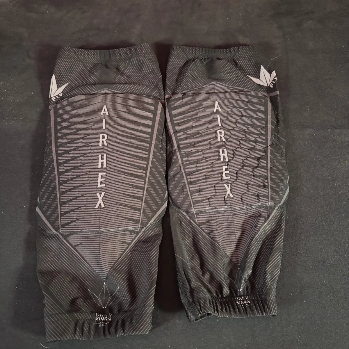 Used Bunkerking Air Hex Elbow Pads - Xl/Xxl 1