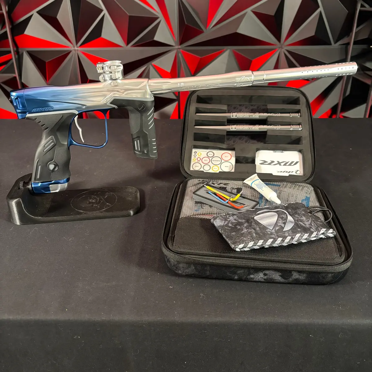 Dye Mxr Paintball Marker - Pga Arctic Fade 1