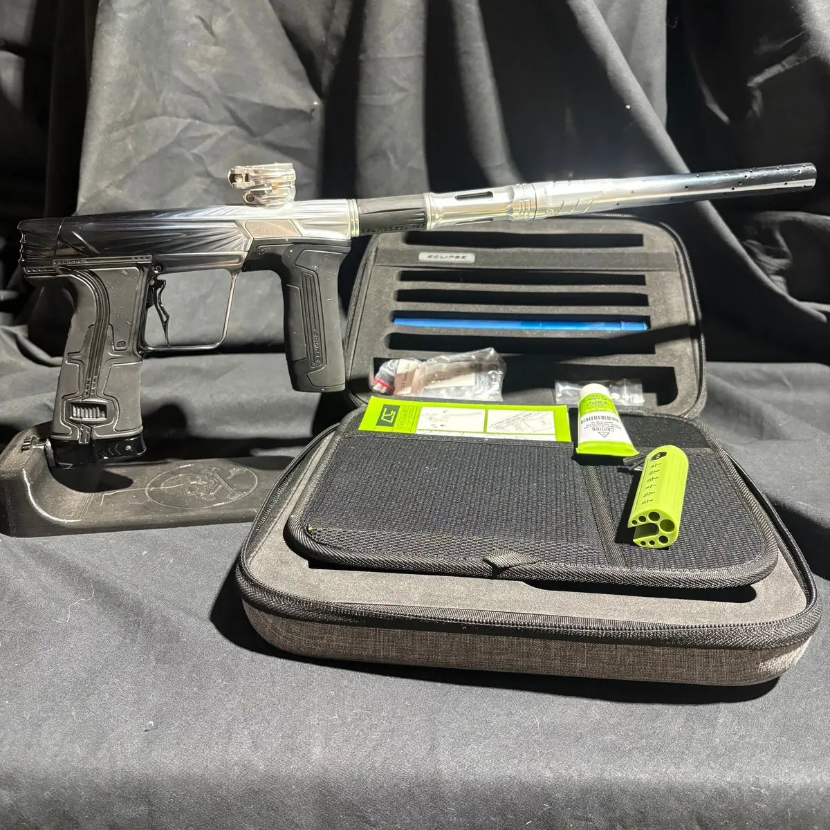 Used Planet Eclipse "Project" G3 Cs3 Paintball Gun - Black/Silver Fade 1