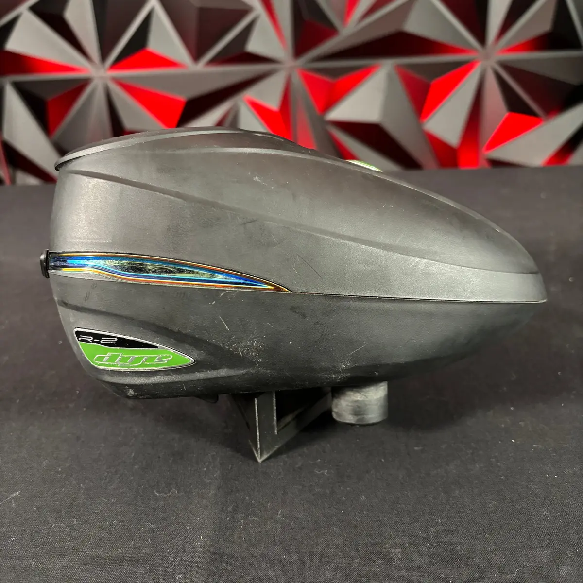 Used Dye R2 Paintball Loader - Black/Green W/Rain Lid 1